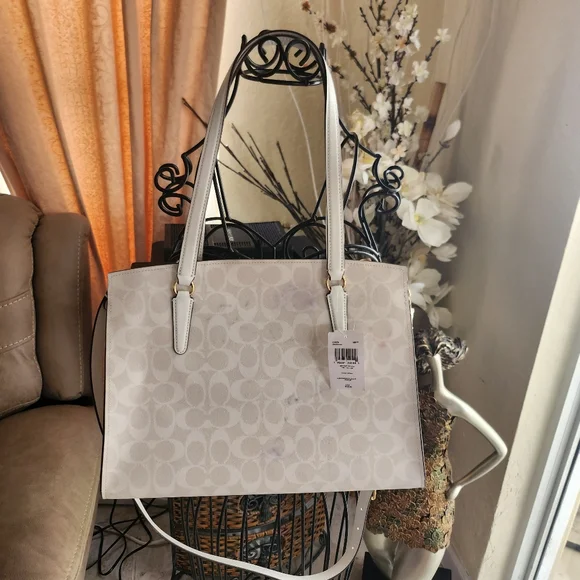 Coach white bag. Beautiful bag - Picture 4 of 12